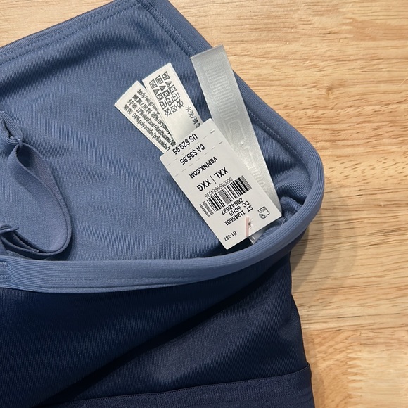 2024 Blue Ombré PINK Ultimate Sports Bra NWT - Picture 3 of 3